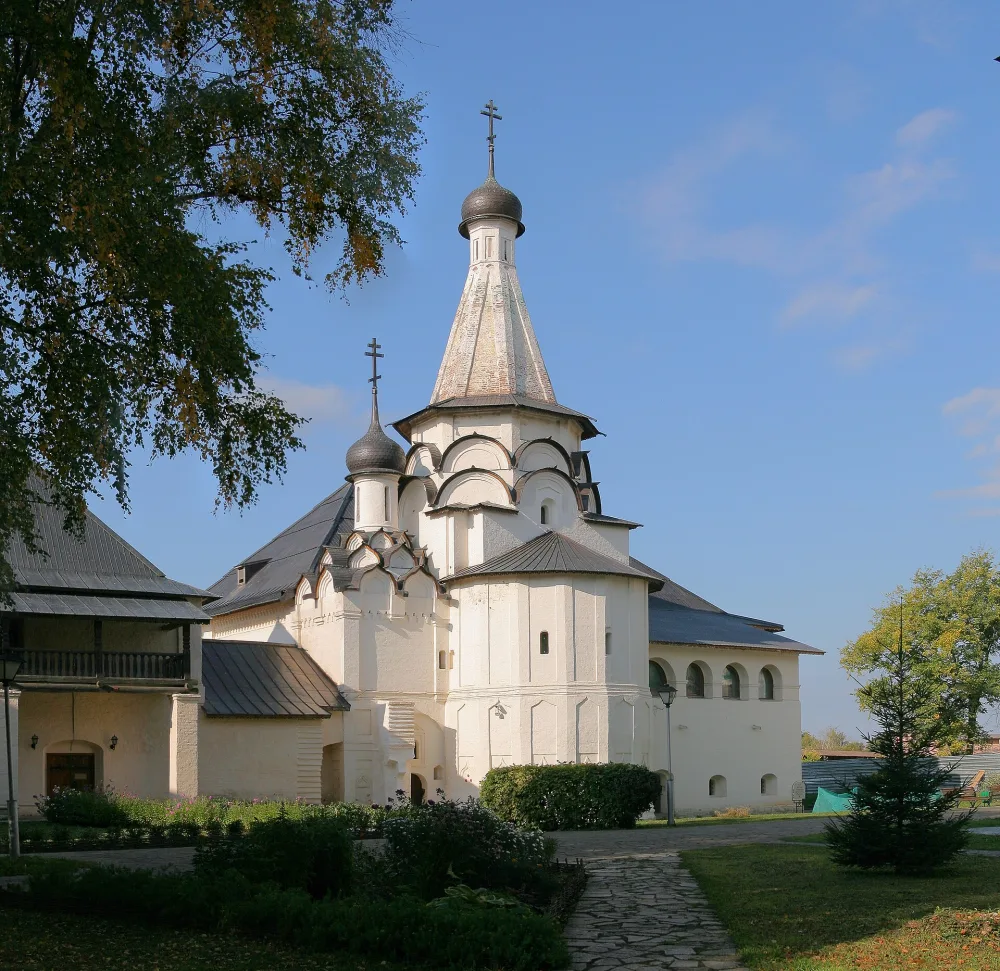 Трапезная с церковью Успения Пресвятой Богородицы (Суздаль)