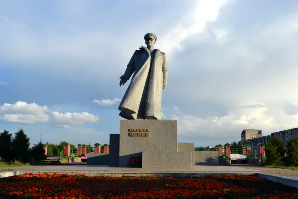 Памятник маршалу Коневу (Киров)