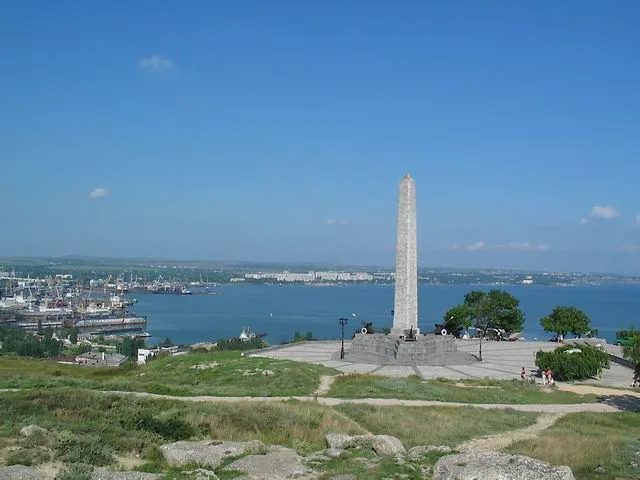 Митридат (гора, Керчь)