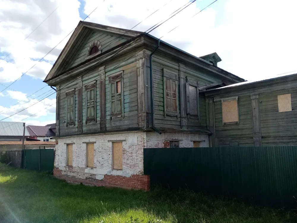 Жилой дом (Тобольск)