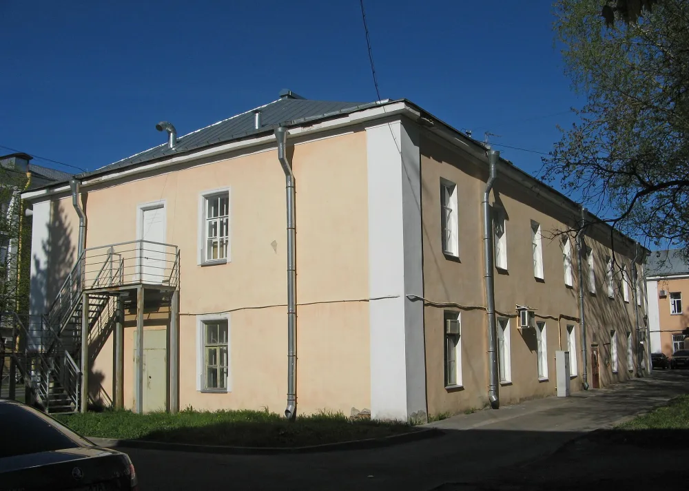 Казарма Офицерской стрелковой школы (Ломоносов)