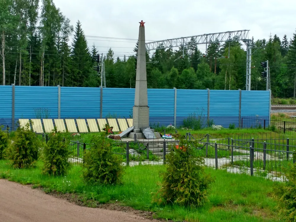 Монументальный памятник советским морякам, погибшим в период Великой Отечественной войны (Матросово)