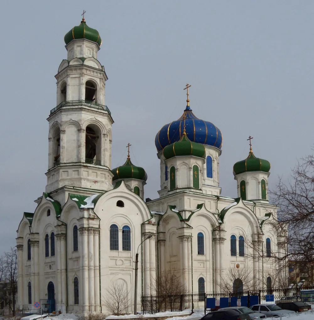 Церковь Рождества Христова с интерьером (Кыштым)