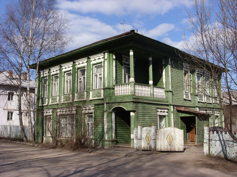 Дом Кузнецова (Тотьма)