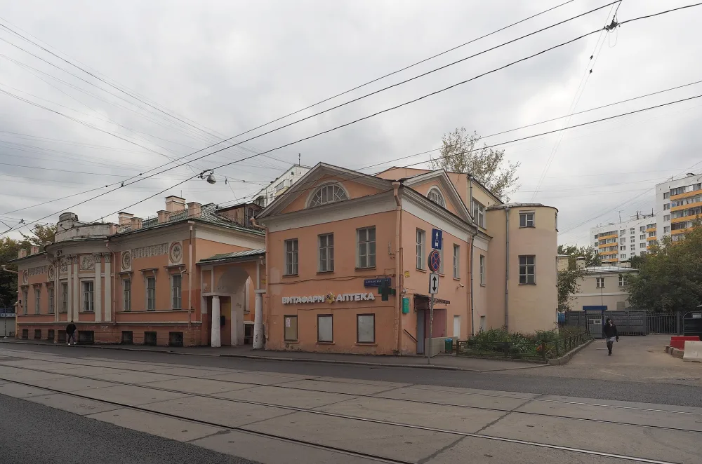 Бауманская улица 36-38