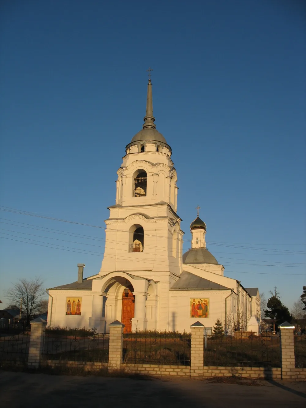 Троицкая церковь в Боровом