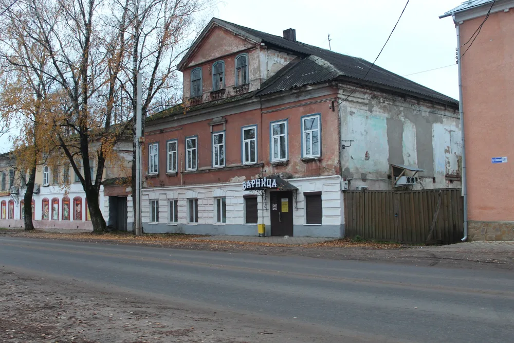 Жилой дом (Осташков)