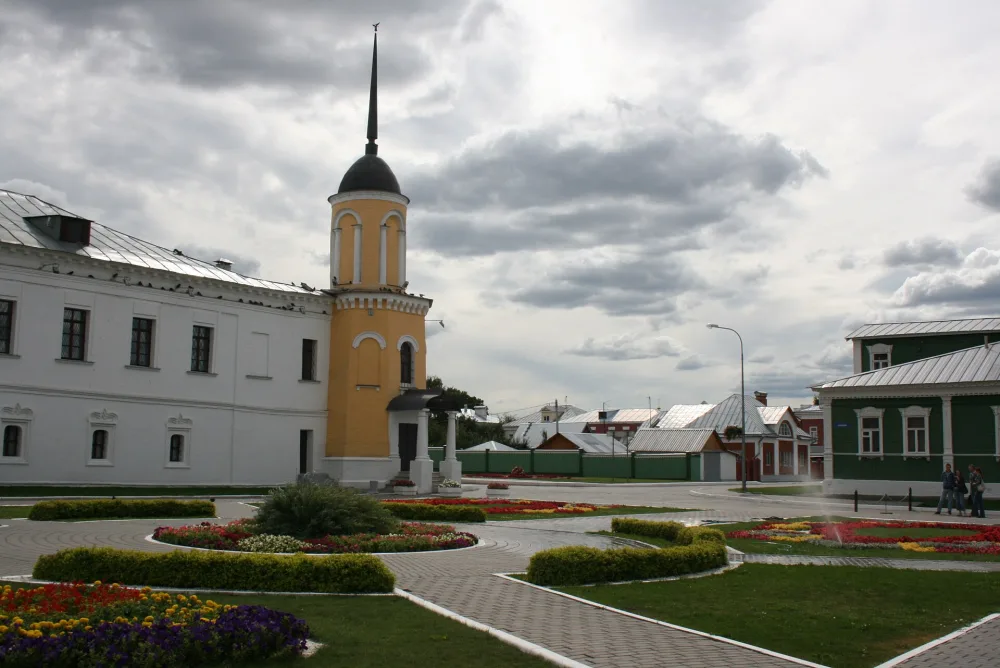 Семинарский корпус (Коломна)