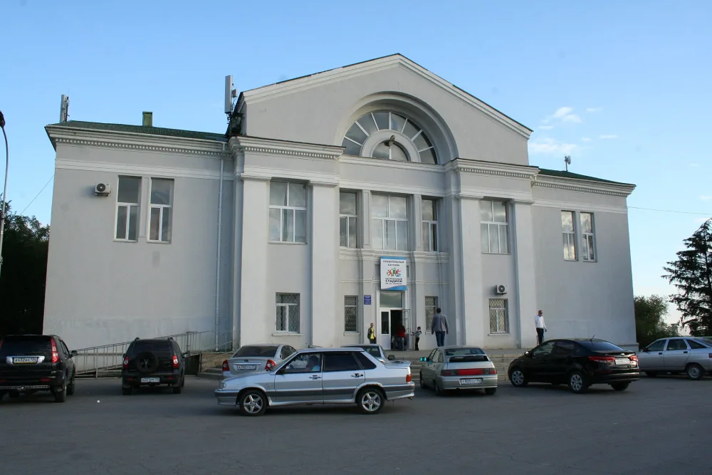 Плавательный бассейн