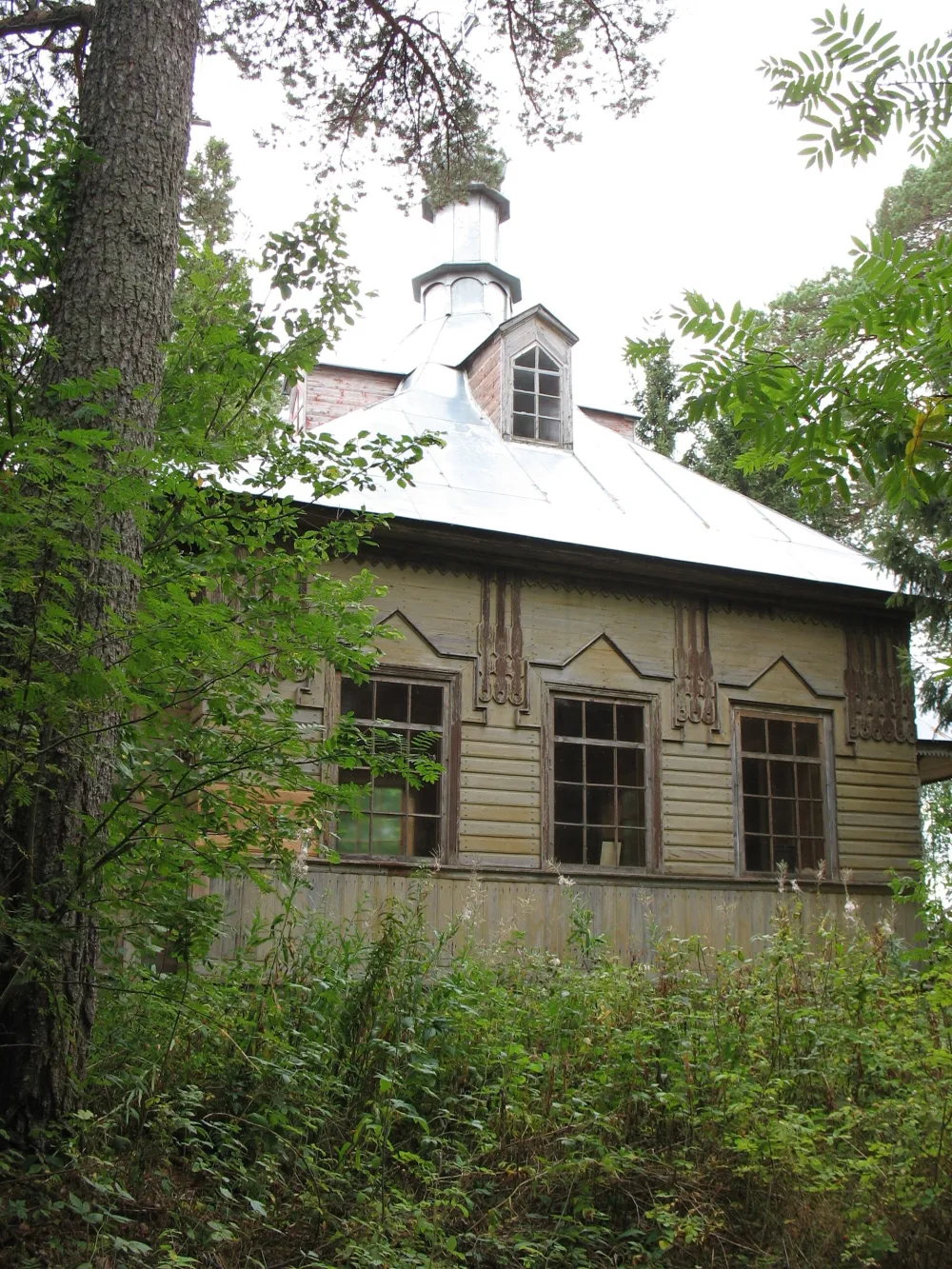 Церковь-футляр (Красноборское с.п.)