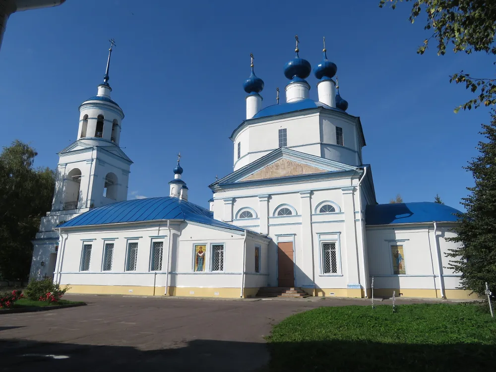 Ильинская церковь с интерьером (Селихово)