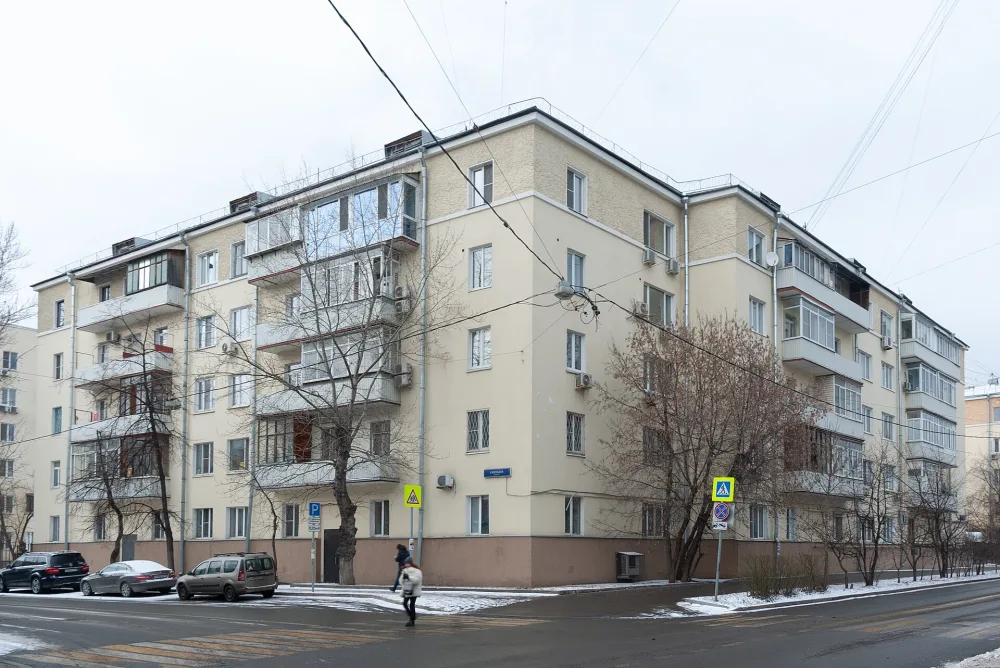 Улица Доватора 14