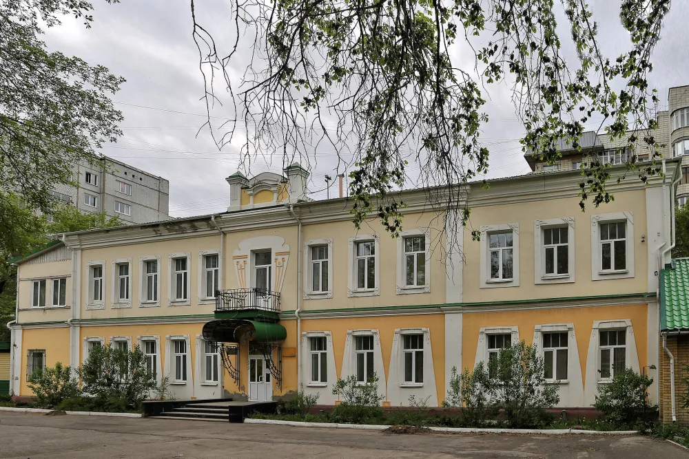 Жилой дом (Омск)