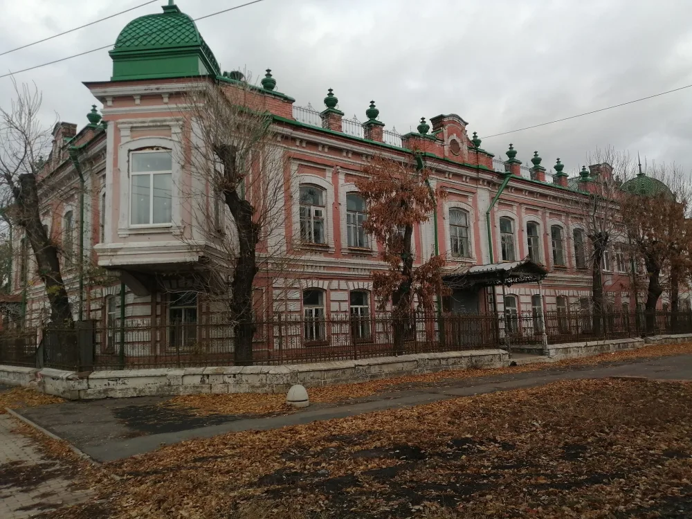 Городская усадьба А.Г. Хусаинова (Оренбург)
