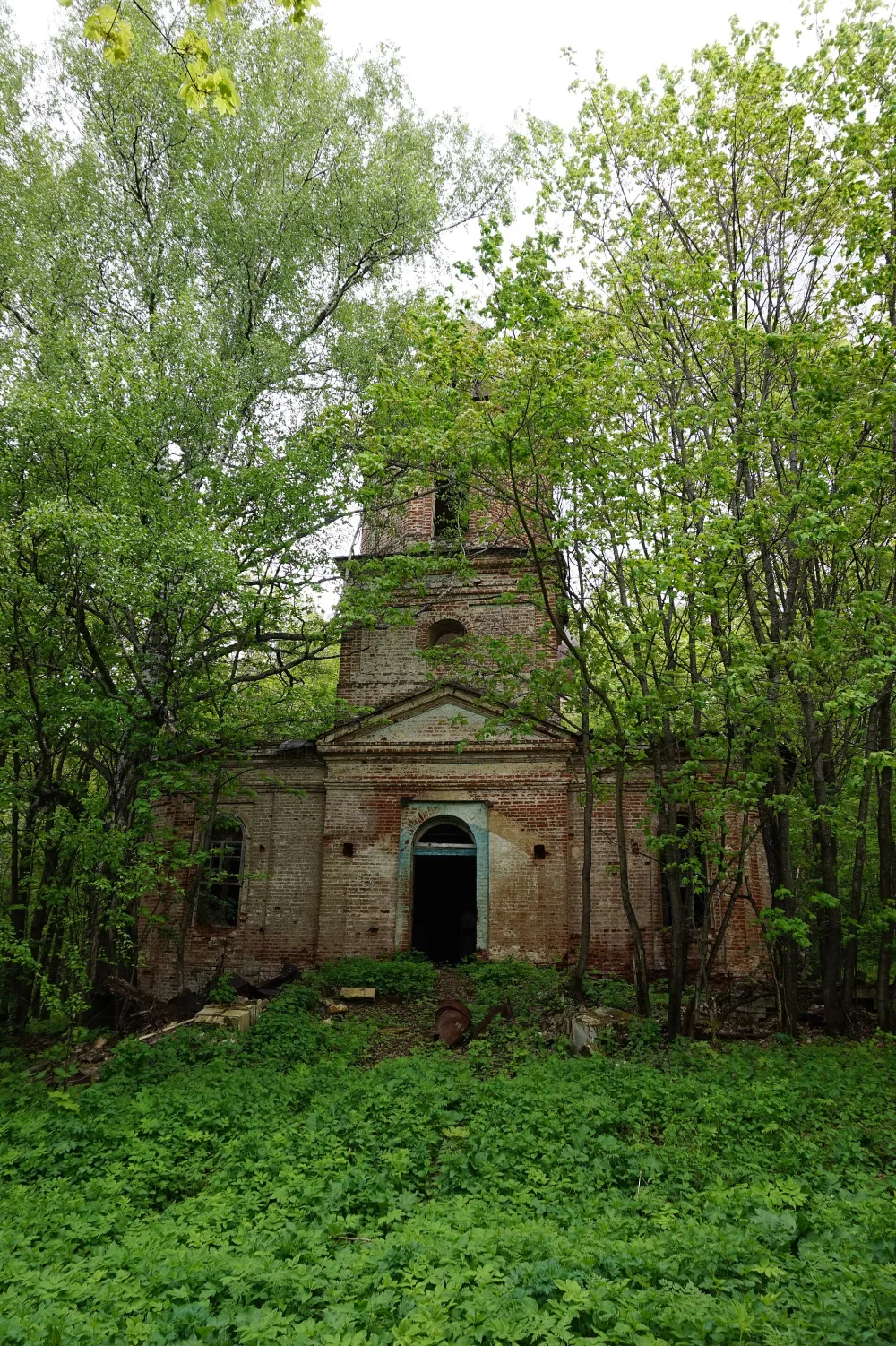 Кладбищенская Спасская церковь