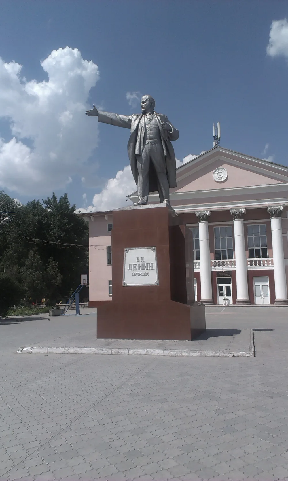 Памятник В.И. Ленину (Новочеркасск)