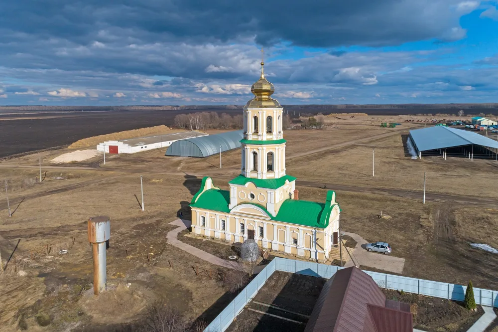 Казанская церковь (Калинино)