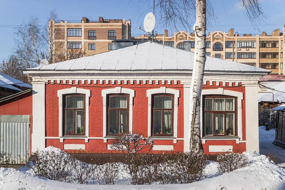 Жилой флигель (западный)