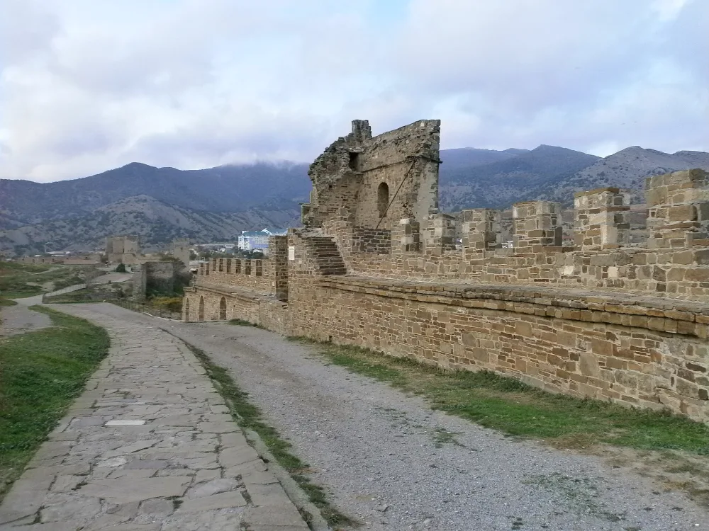 Curtain wall IX of Genoese fortress (Sudak)