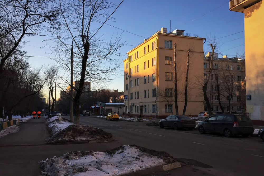 улица Мельникова 16