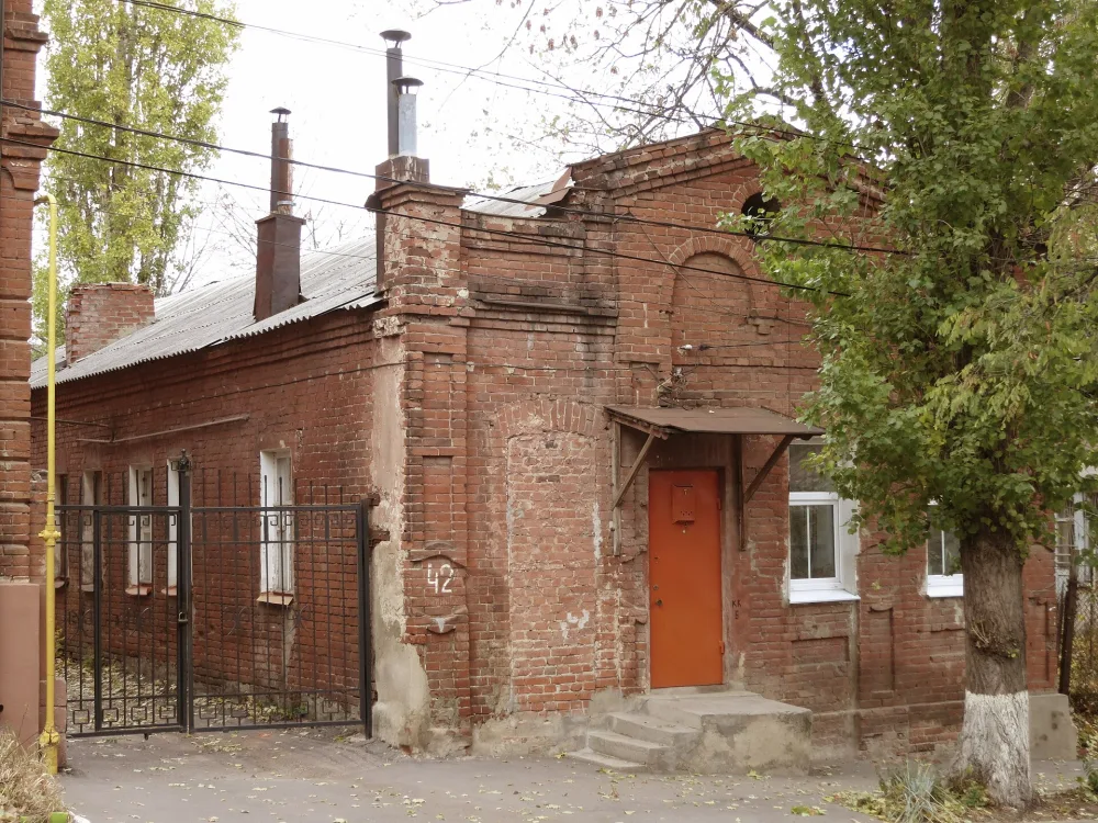 Флигель