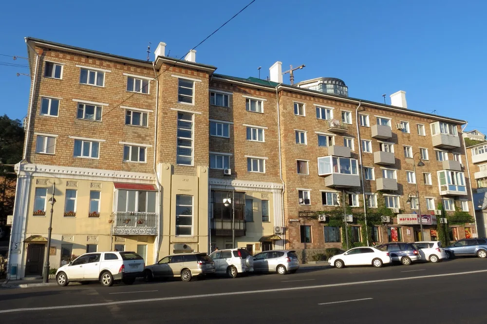 Дом Поповой (Владивосток)