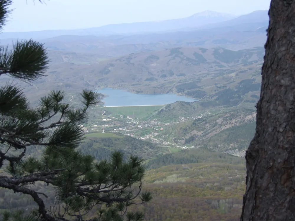 Счастливенское водохранилище
