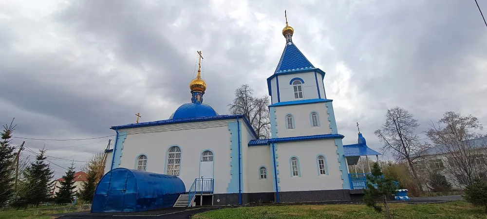 Больничный храм в честь иконы Божией Матери "Целительница"
