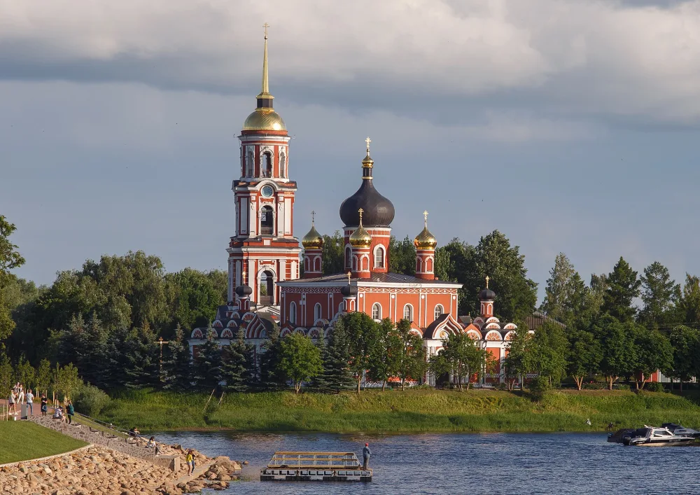Воскресенский собор