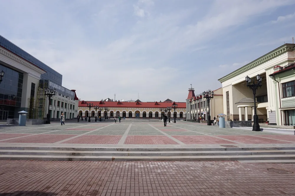 Верхнеторговая площадь