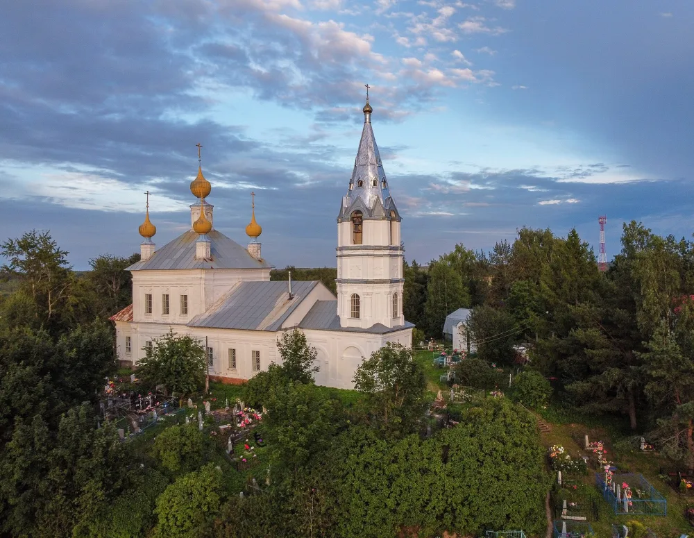 Церковь Троицы (Семеновское)