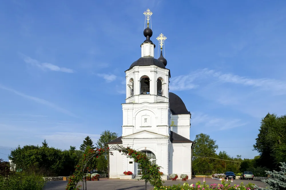 Колокольня церкви Казанской иконы Божией Матери (Товарищево)