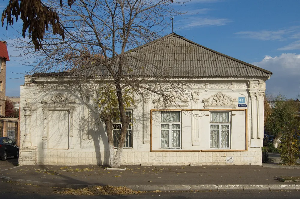 Дом городской усадьбы Л.В. Савиновой (Оренбург)