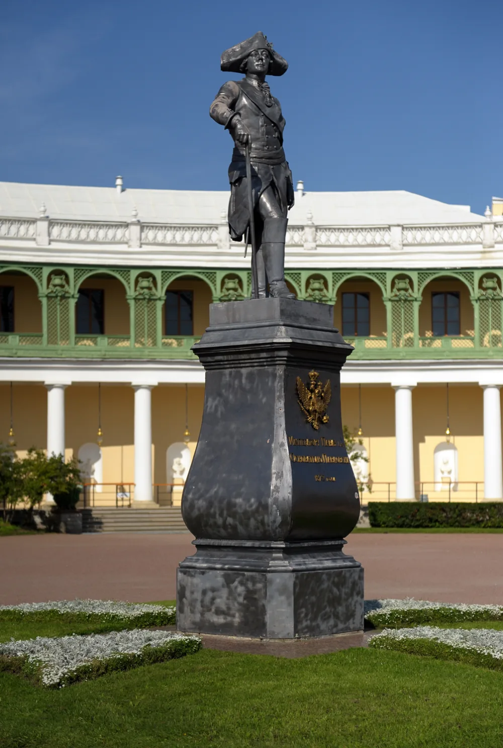 Памятник императору Павлу I