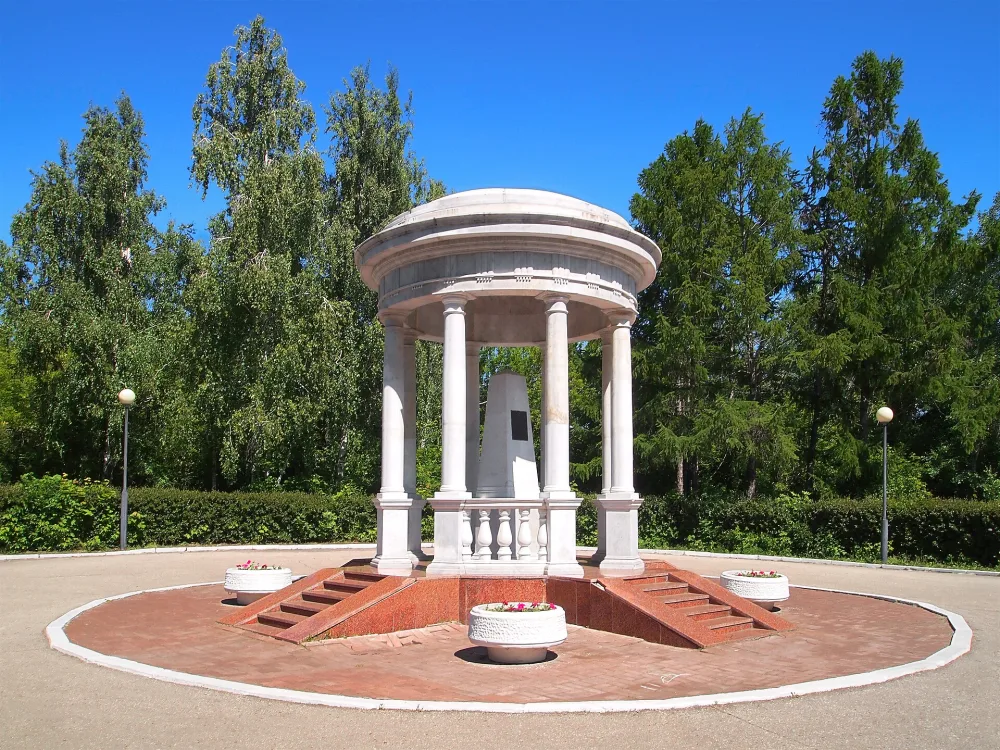 Мемориальная беседка Гончарова