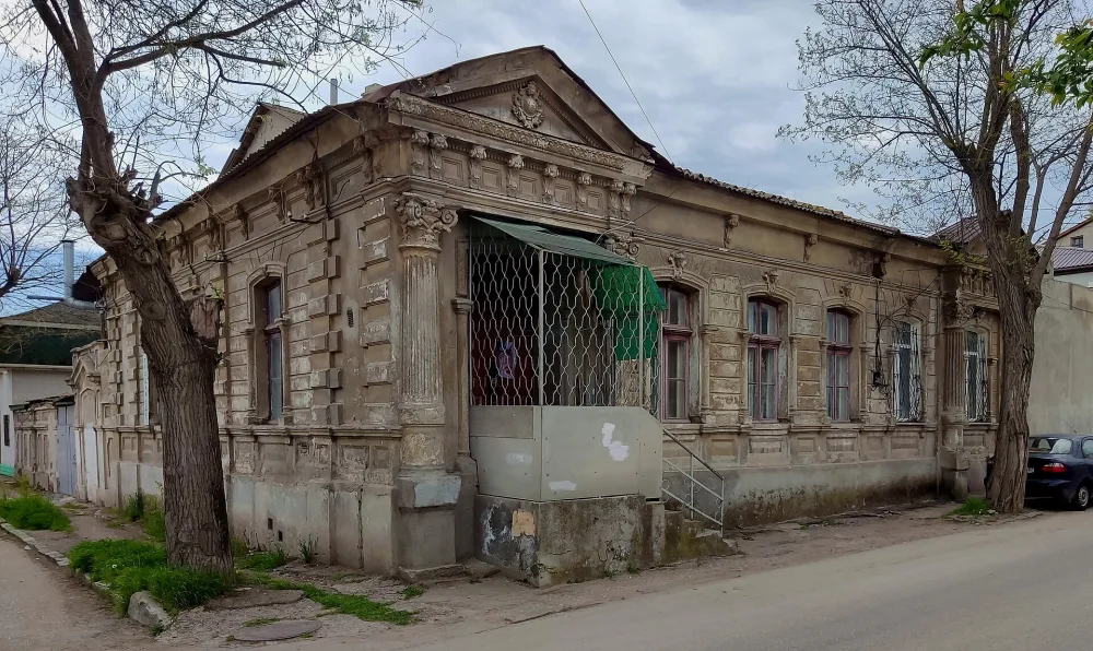 Demysheva Street, 23