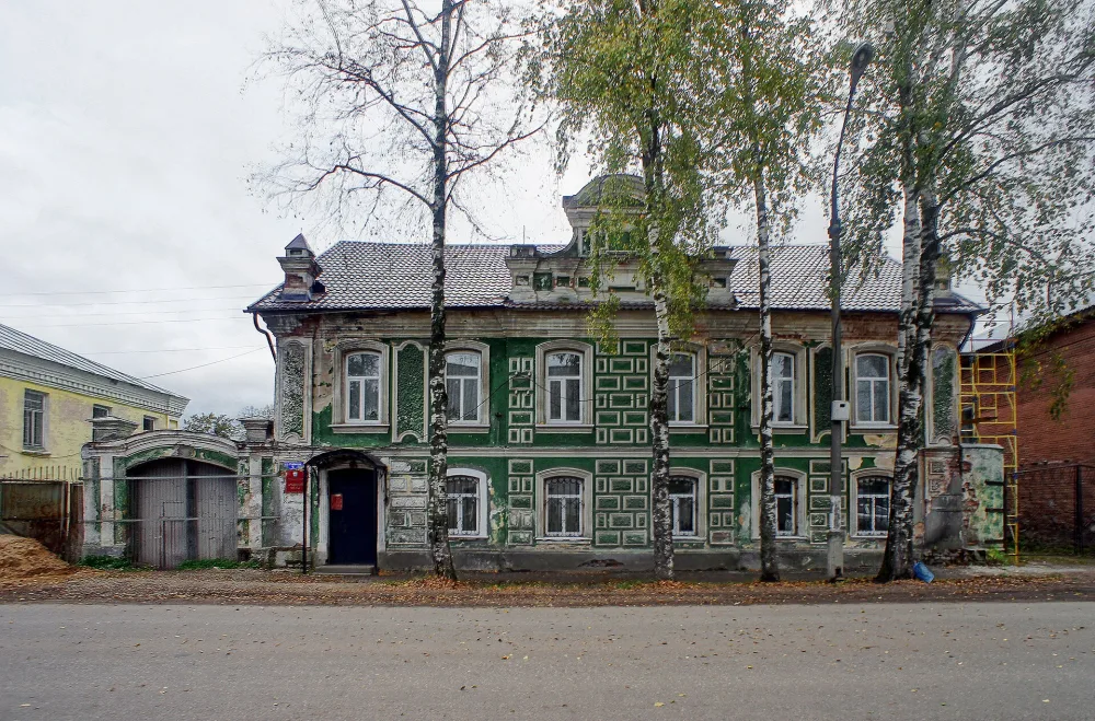 Жилой дом (Осташков)