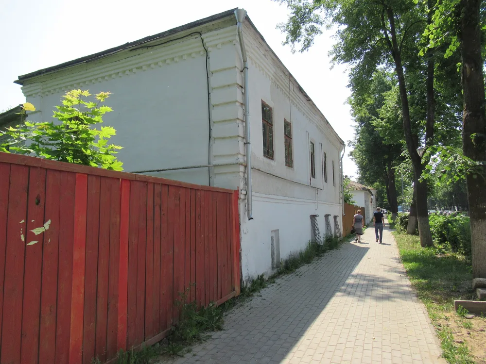 Дом Устинова (Суздаль)