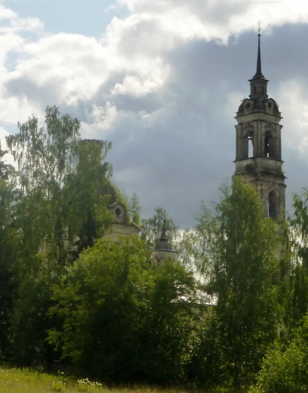 Воскресенская церковь (Пеньки)