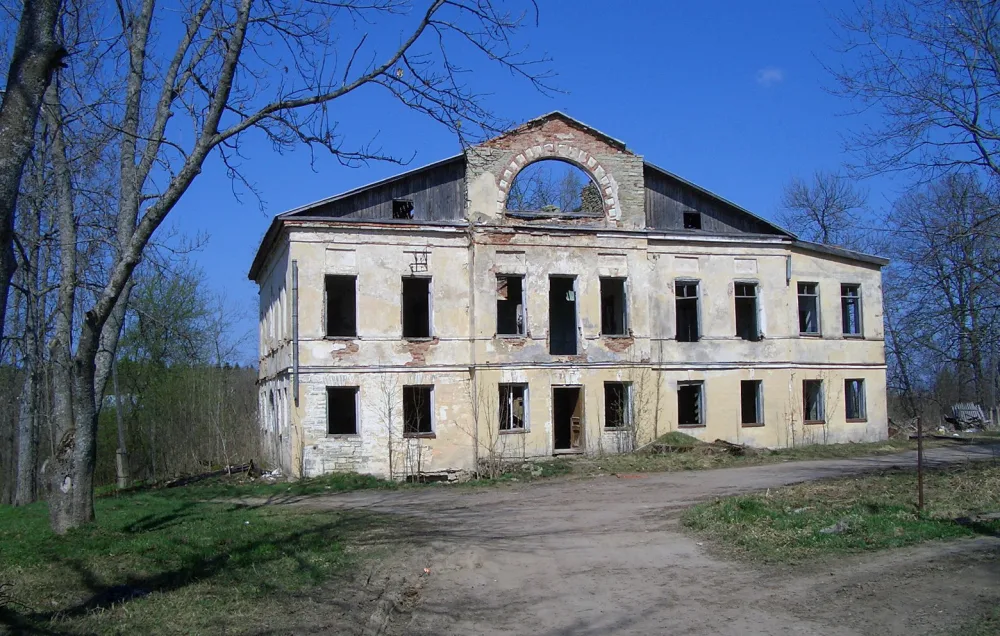 Главный дом (Лопухинка)