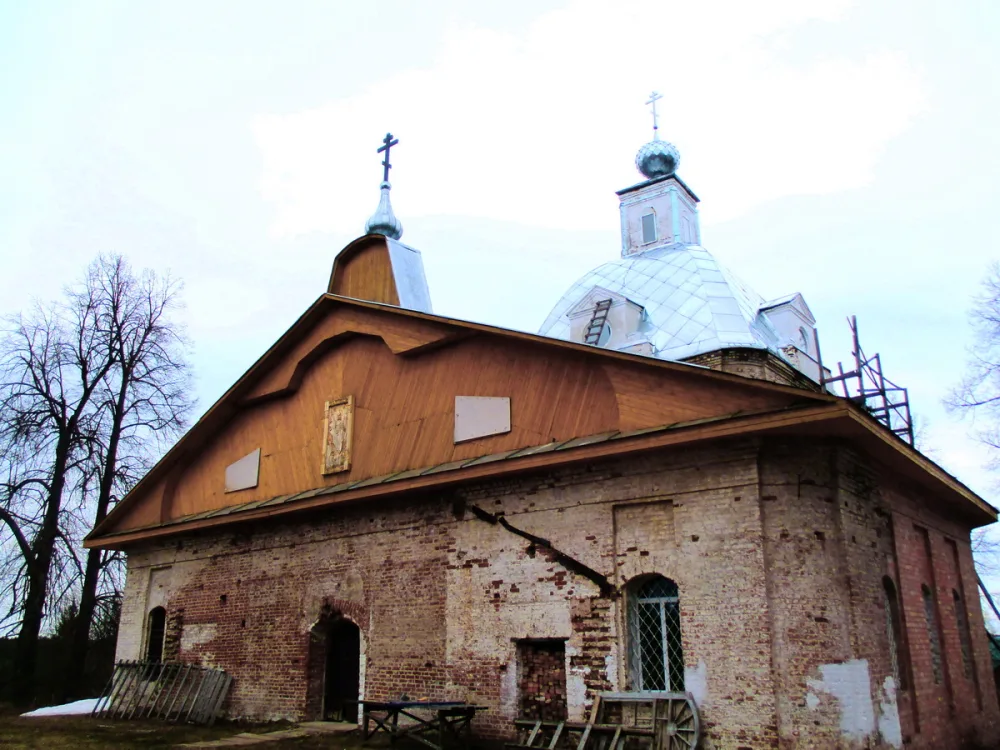 Храмовый ансамбль (Троицкое)