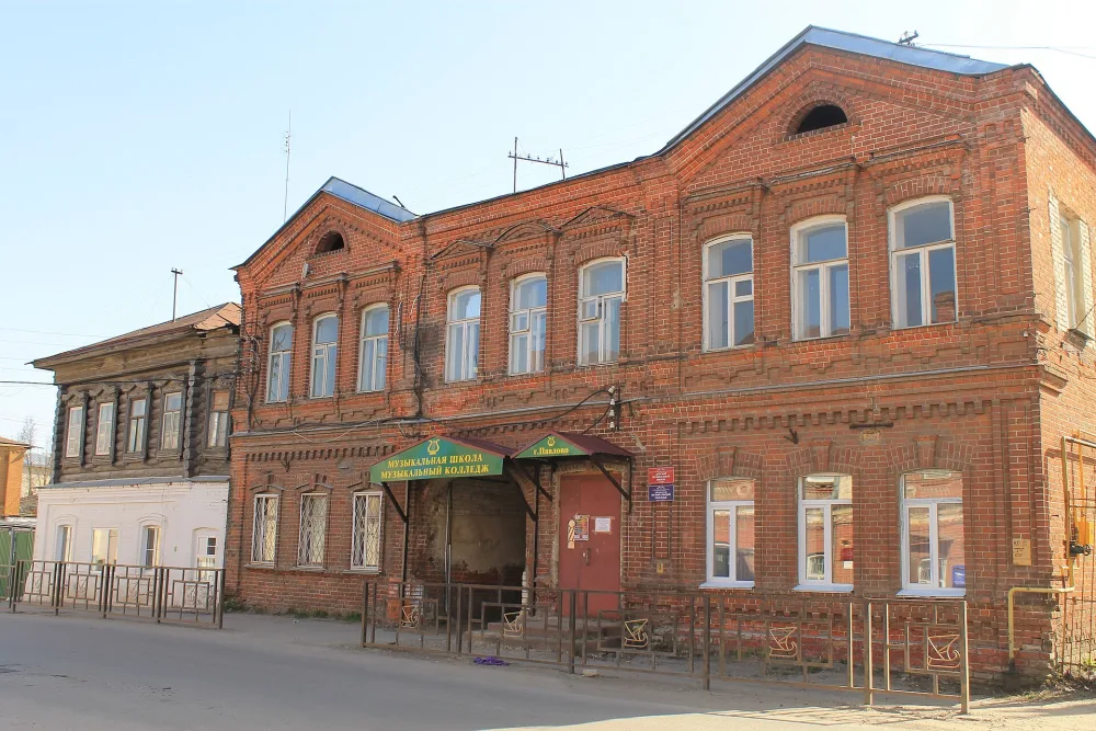 улица Шмидта 16