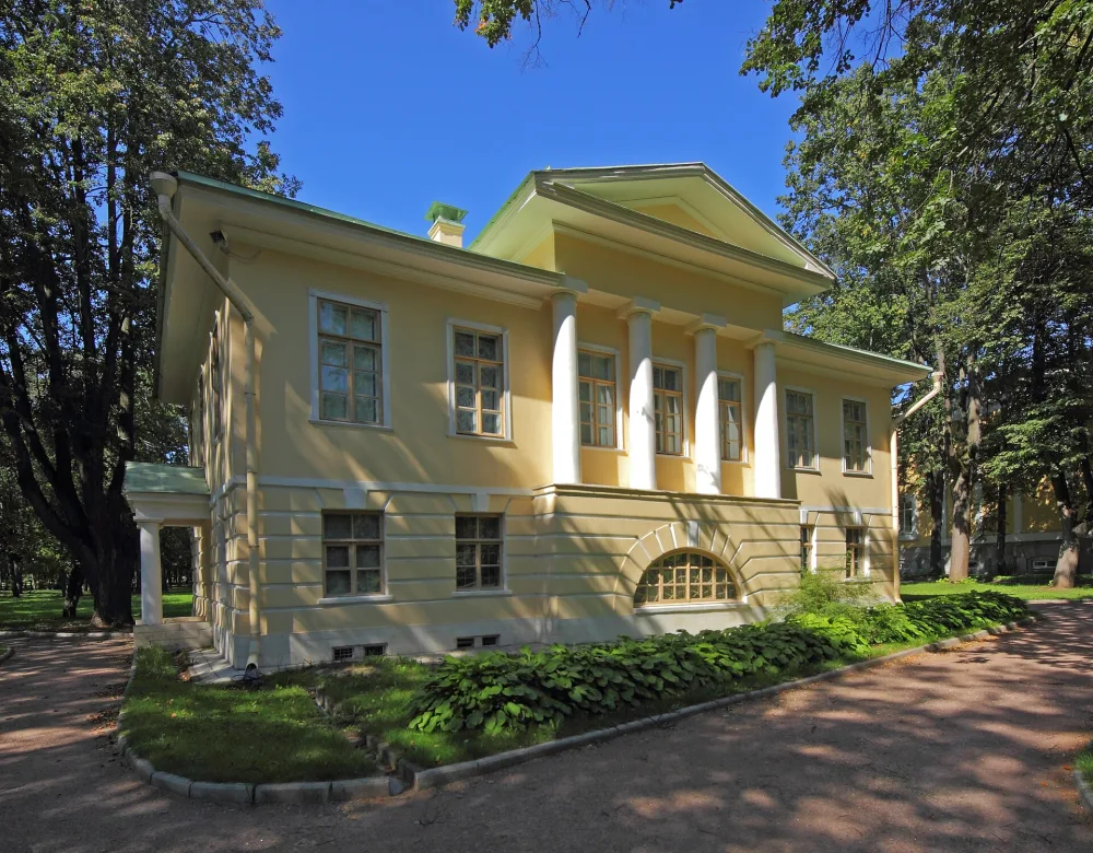 Конторский флигель