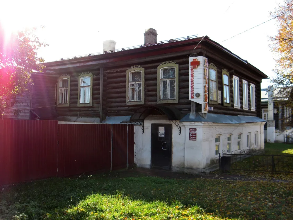 Дом, где в 1930-1939 гг. жил и работал художник-миниатюрист А.И. Брягин (1888-1848) (Мстёра)