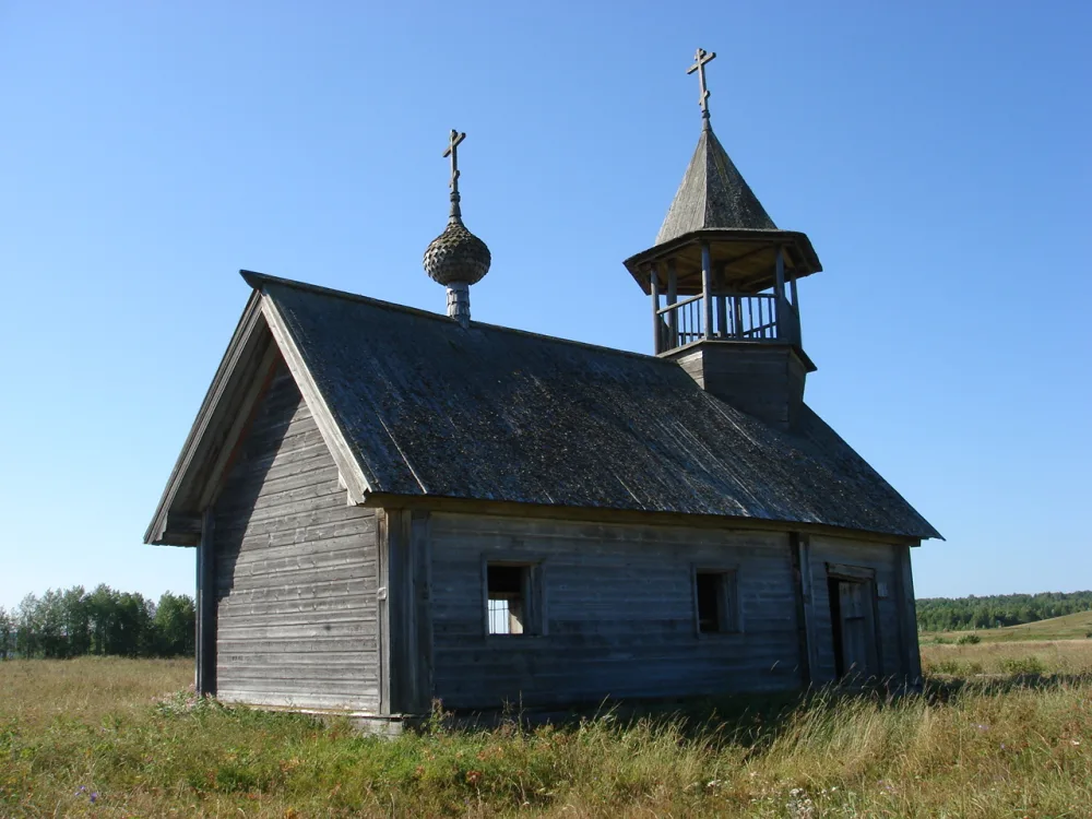 Часовня Трёх Святителей (Немята (Кенозерский регион))
