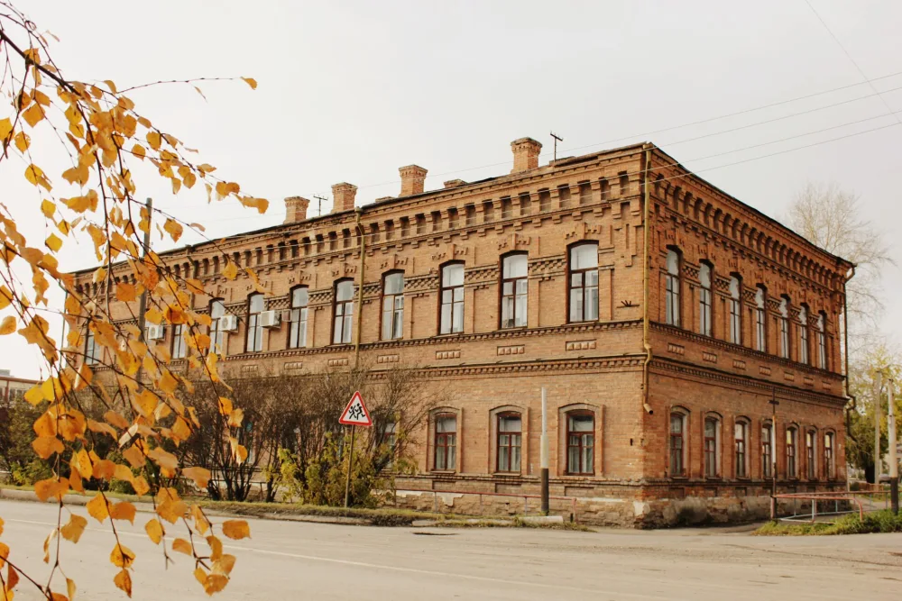Здание церковно-приходской школы (Ирбит)