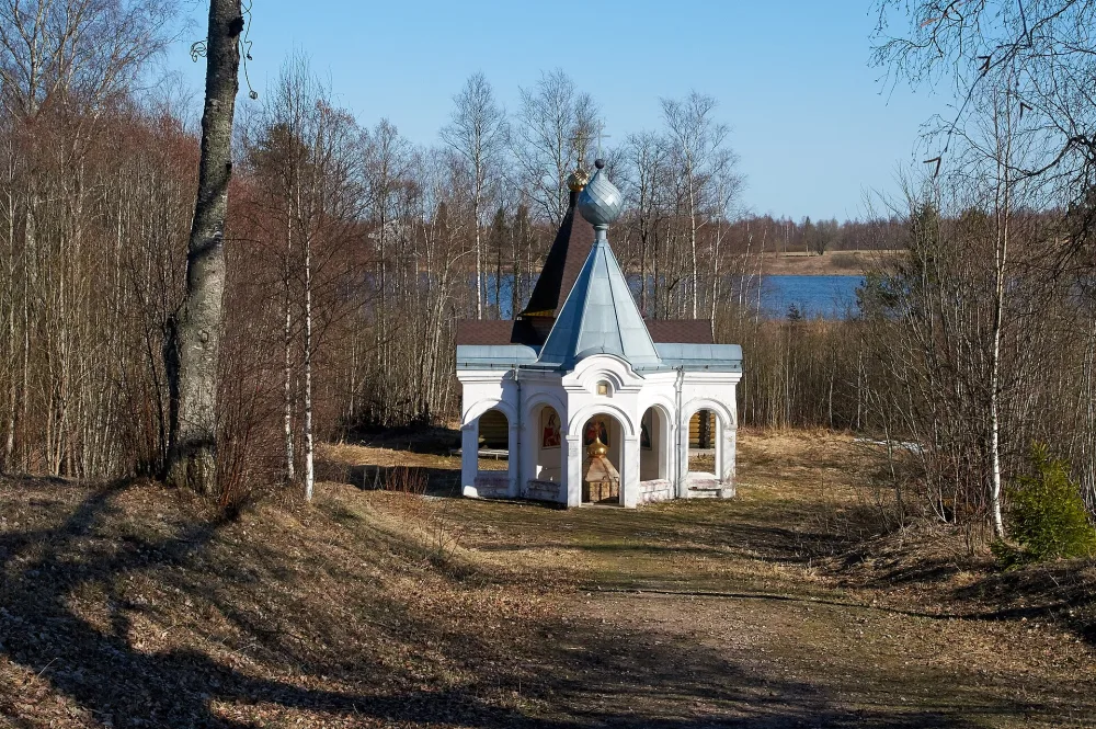 Часовня Параскевы Пятницы (надкладезная) (Пенино)