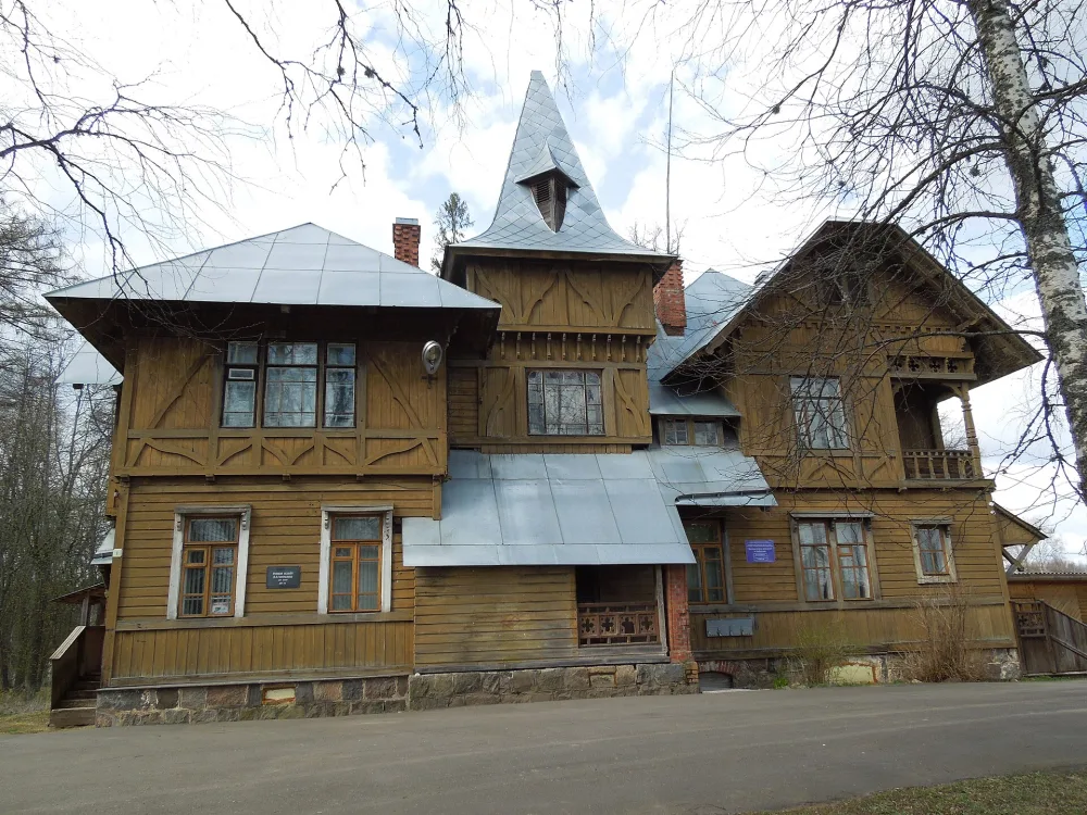 Усадебный дом (Любытино)