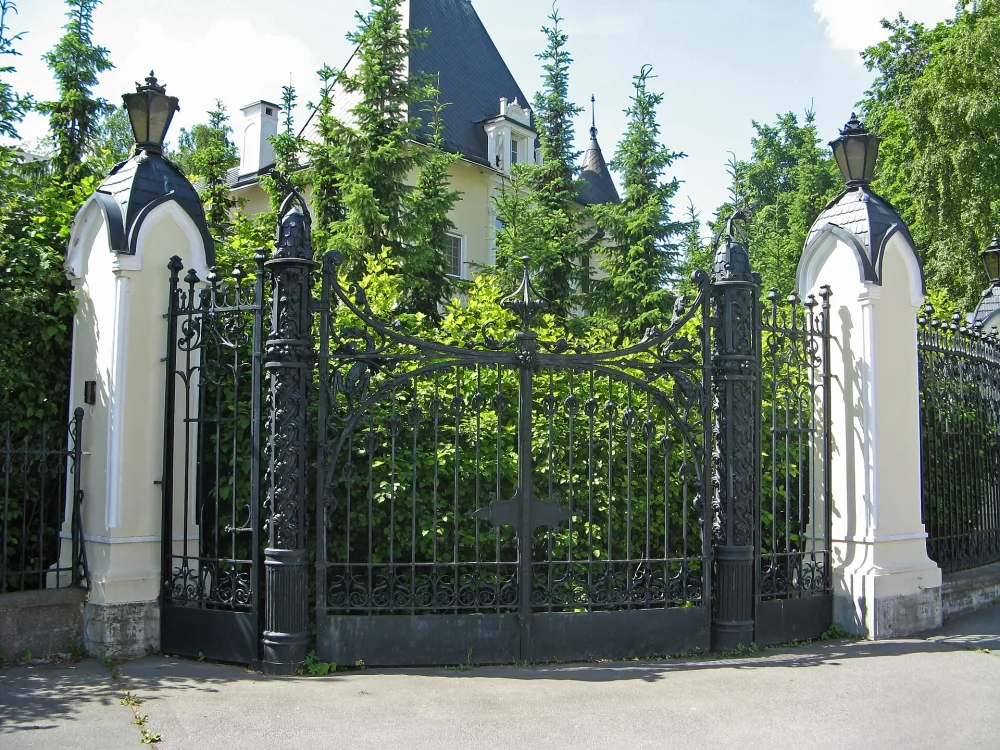 Участок парка