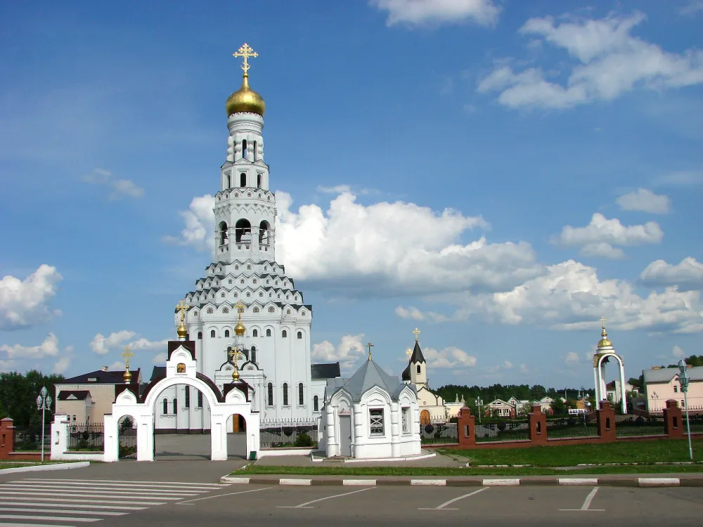 Храм Святых Апостолов Петра и Павла